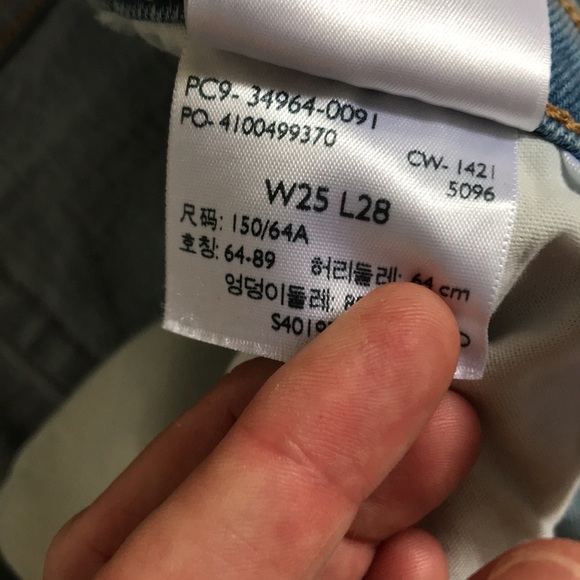 Levi’s Premium High Waisted Denim Jeans - Picture 4 of 6